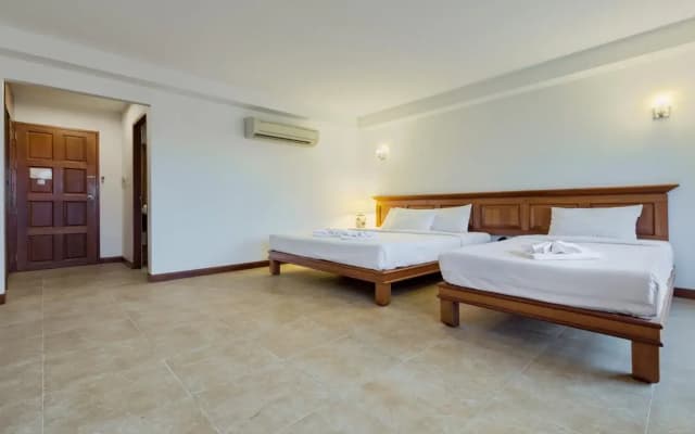 Amalthea Hotel - photo 3