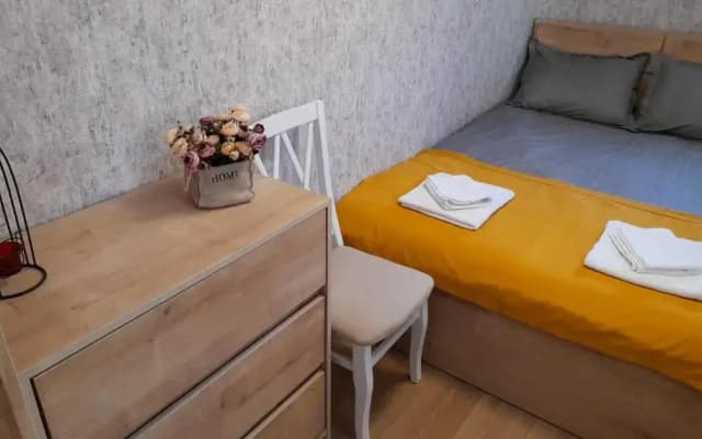 Yellow Apartment - photo 4