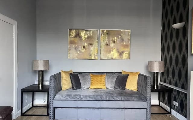 Apartment With City Views - Sleeps 3 - photo 4