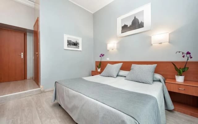 Hotel Reyes - photo 4