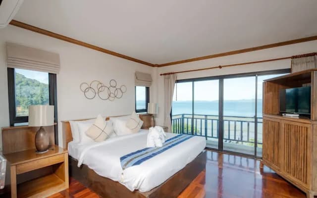 Golden Horizon Villa - photo 3