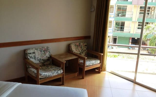 Skaw Beach Hotel - photo 4