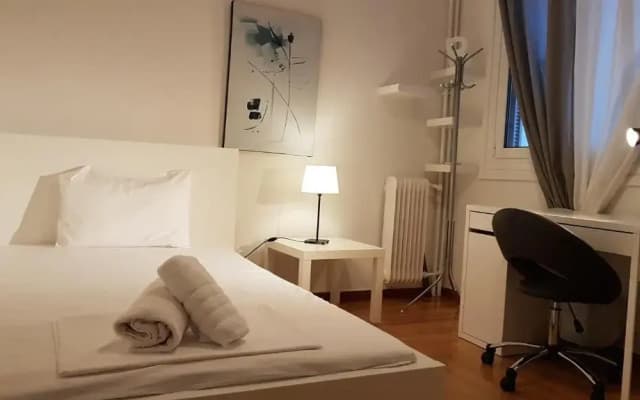 Errathens Apartments - photo 4