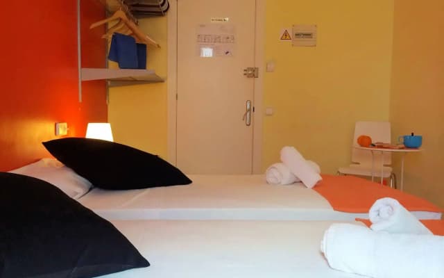 Barcelona City North Hostal - photo 5