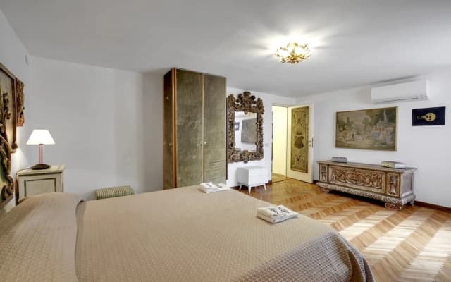 Venetian Apartment Accademia Dorsoduro District - photo 2