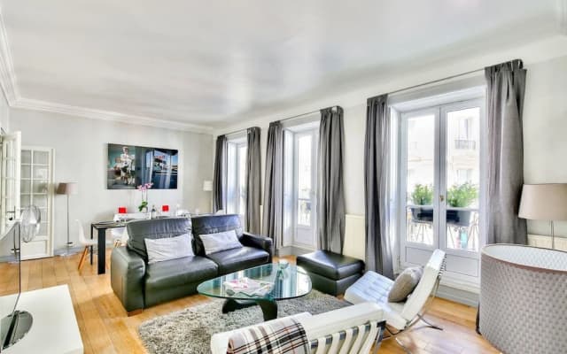 Quartier Latin - Romantic Luxury & Family Apart - photo 2