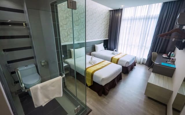 Indra Hotel - photo 5