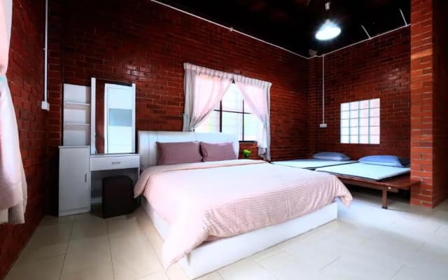 Red House the Garden Stay in Bukit Tinggi by PLAY - photo 2