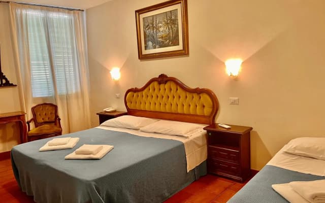 Hotel Canada - photo 5