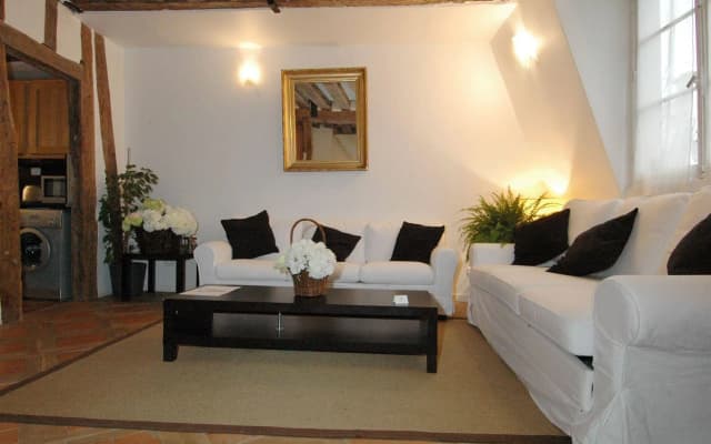 Gregoire Apartment - photo 3