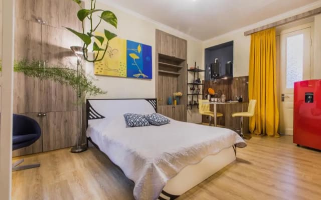 3 Min to Rustaveli Avenue - photo 4