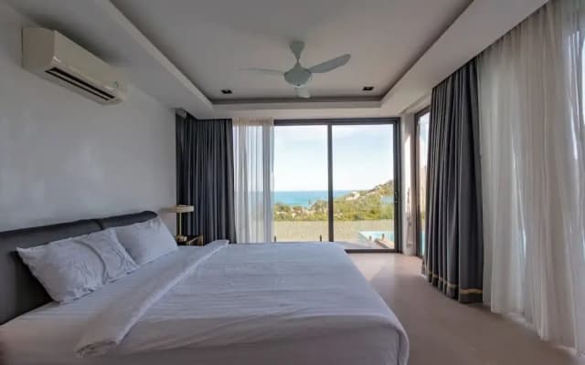 Seaview Hillside 3BR Infinity Pool V254 - photo 4