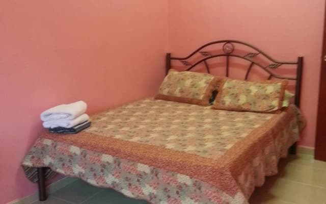 Yasmeen Guesthouse Kemaman - photo 3
