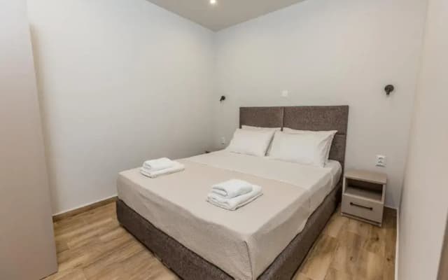 Raise Athens Metro Apartments - photo 2