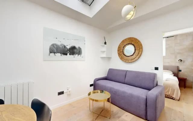 141-Suite Klein, townhouse style APT, Marais, Paris - photo 4