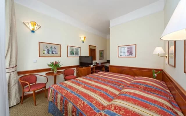 Hotel 16 - photo 5