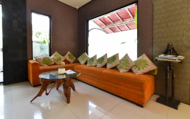 RedDoorz near Ngurah Rai Airport - photo 3