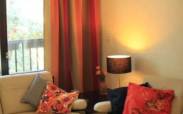 Art & Tulips Art Apartment - photo 4