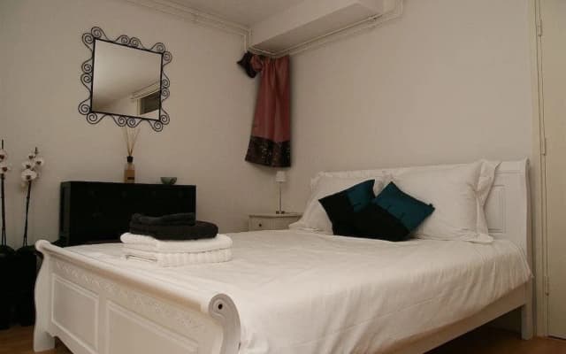 Home Run Amsterdam Bed & Breakfast - photo 2