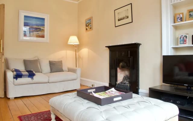 Spacious 1 Bedroom Stockbridge Flat - photo 3