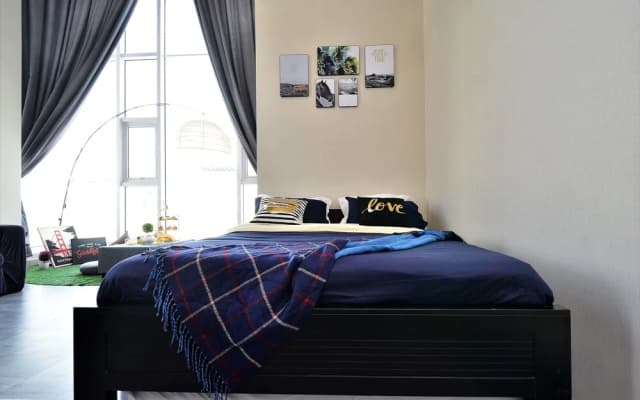 Let's Stay - photo 3