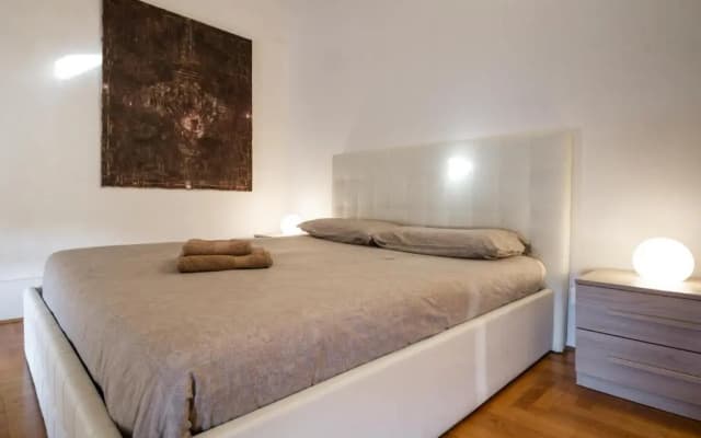Attic Floor Venice Apartment - photo 3