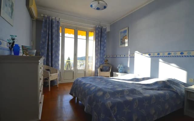 Period apartment 5 persons with Sea View and Parking in Port of Nice - photo 3