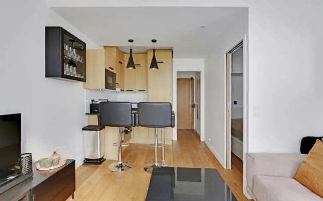 Modern Brunel Classic 1 Bed Apt With Balcony in Paris - photo 5