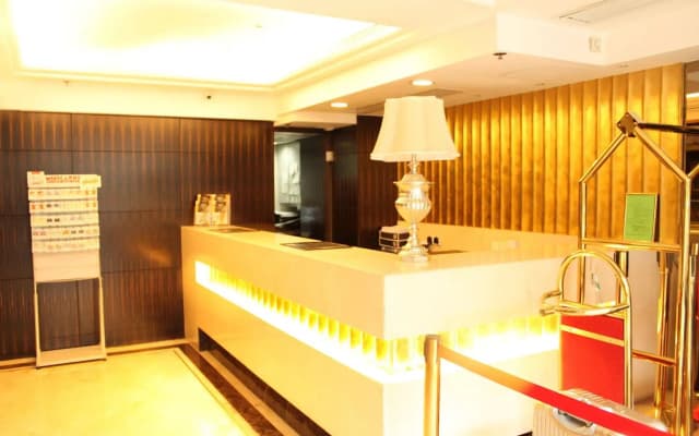 Oriental Lander Hotel - photo 2