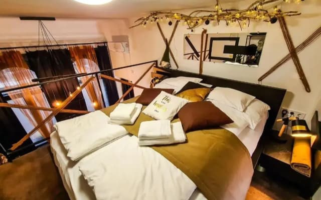 Rustic flat with perfect location (city center) - photo 2