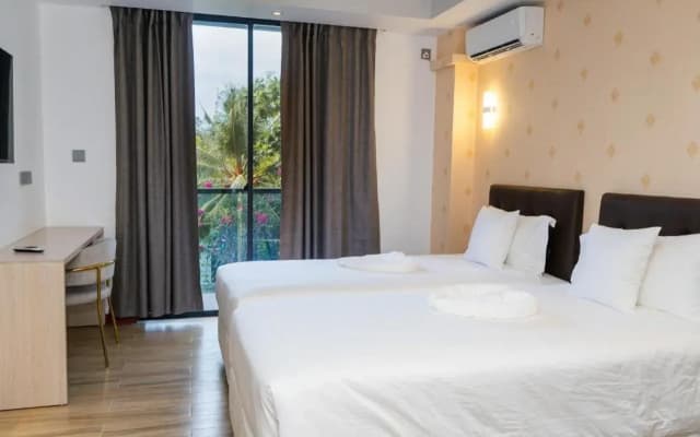 Ari Grand Hotel & Spa - photo 2