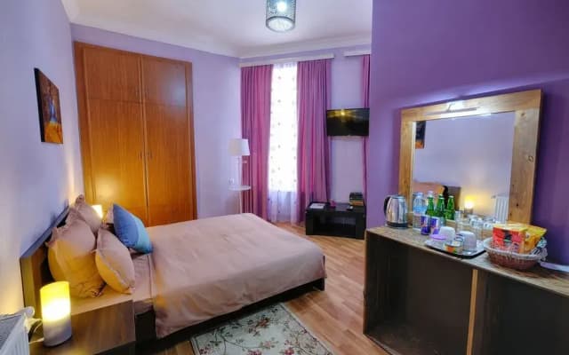 Euphoria Inn - photo 4