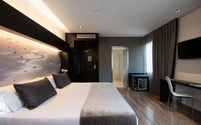 Catalonia Catedral Hotel - photo 3
