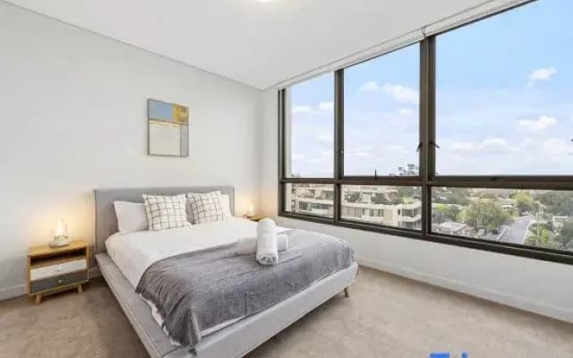 Stunning Waterview 2Bed Apt North Sydney - photo 4