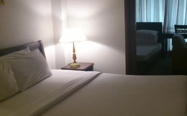 Fair Suites @ Times Square - photo 4
