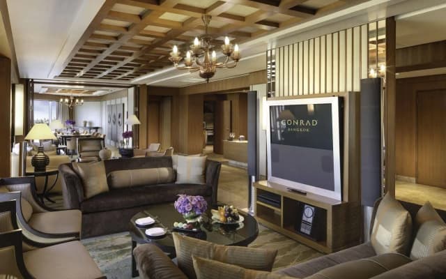 Conrad Bangkok - photo 2
