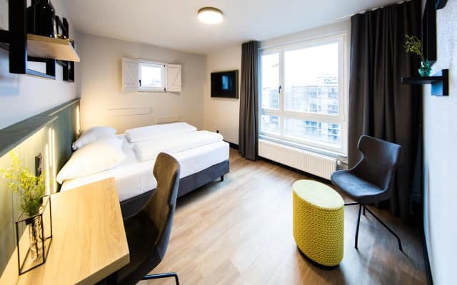Fjord Hotel Berlin - photo 3