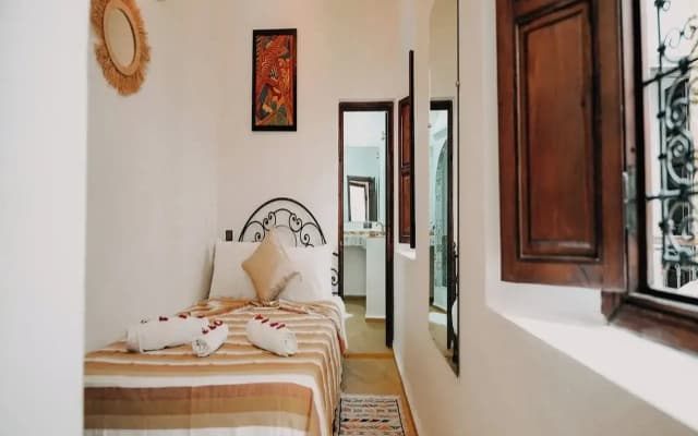 Riad Karim - photo 4