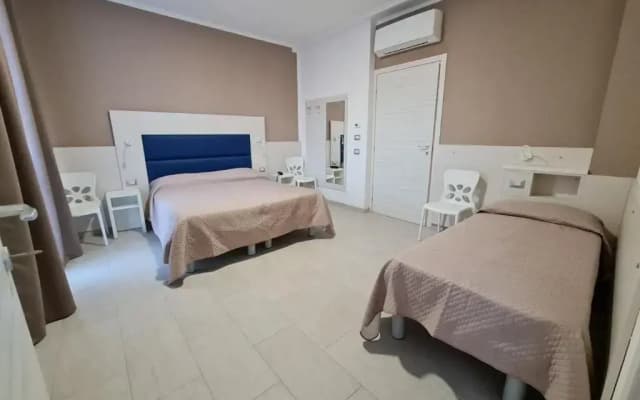 Hotel City 20 - photo 3