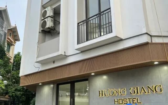 Huong Giang Hostel - photo 2