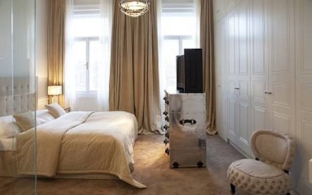 6 Rooms - photo 2