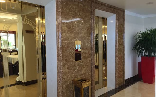 Halong Diamond Hotel - photo 2