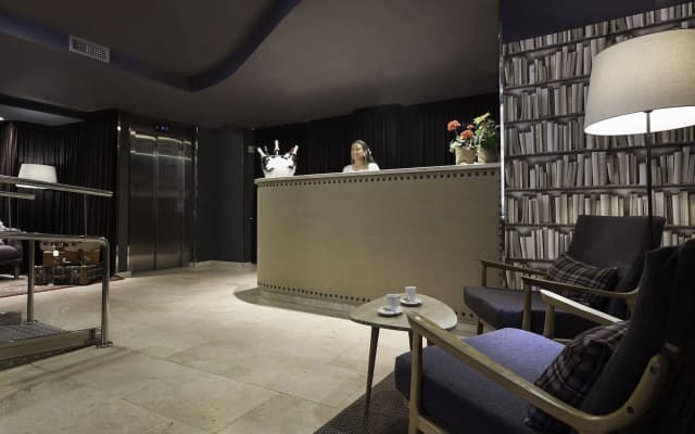 Hotel Acta BCN 40 - photo 2
