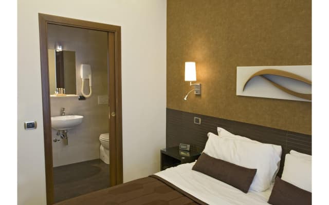 Daphne Luxury Suites - photo 5