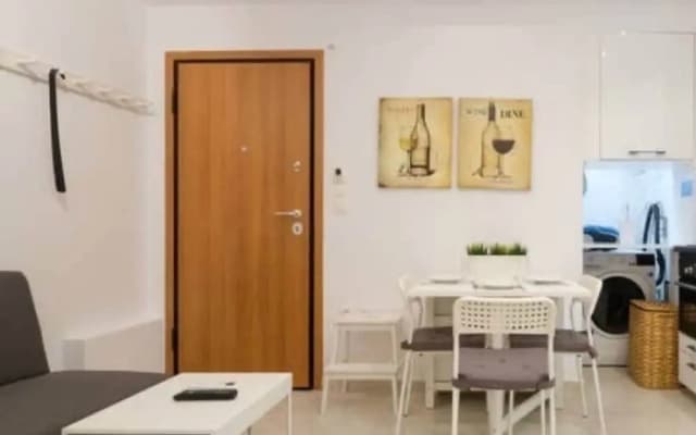 Wonderful Renovated Studio In Thisio - photo 4