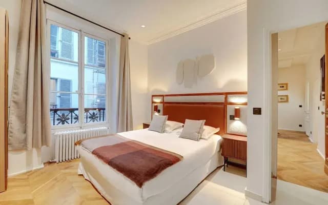 Charm and Elegance for 8p/3br - Grands Boulevards - photo 2