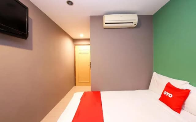 OYO 89688 Alor Street Hotel - photo 5