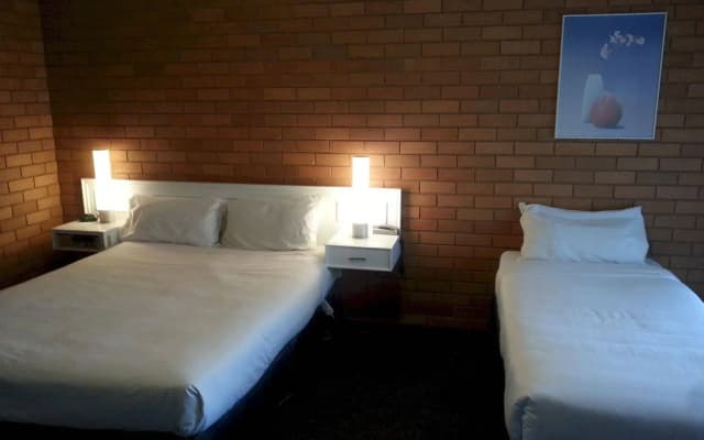 Essendon Motel - photo 5