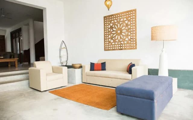 Blue Sky Holiday Hotel - photo 2