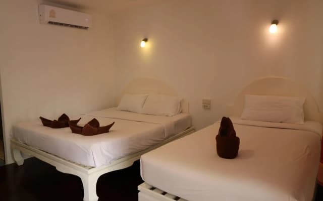 Aesthetic Resort - photo 3